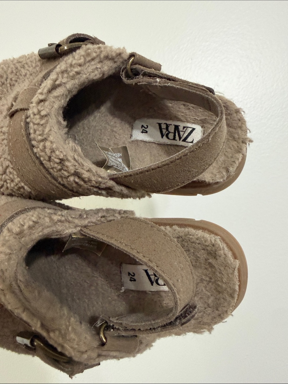 Zara Brown Sherpa Buckle Clogs - Picture 7 of 13